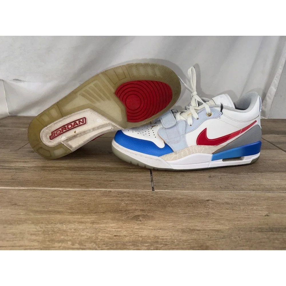 Jordan Air 37 FN8902 161 Men's White Red Blue Basketball Shoes‎ Size 10.5